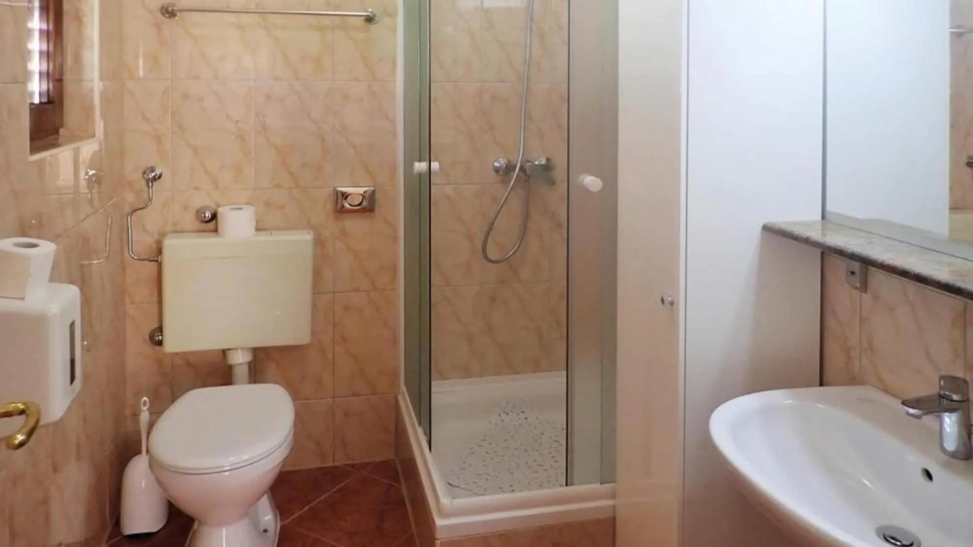 Apartment Pink In Starigrad Paklenica Only 200 M From The Sea 0*,  Croatia